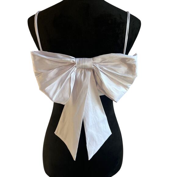 Revolve Nookie Reese White Crop Tank Top Bow Detail Back Sz M NWT - Picture 12 of 12